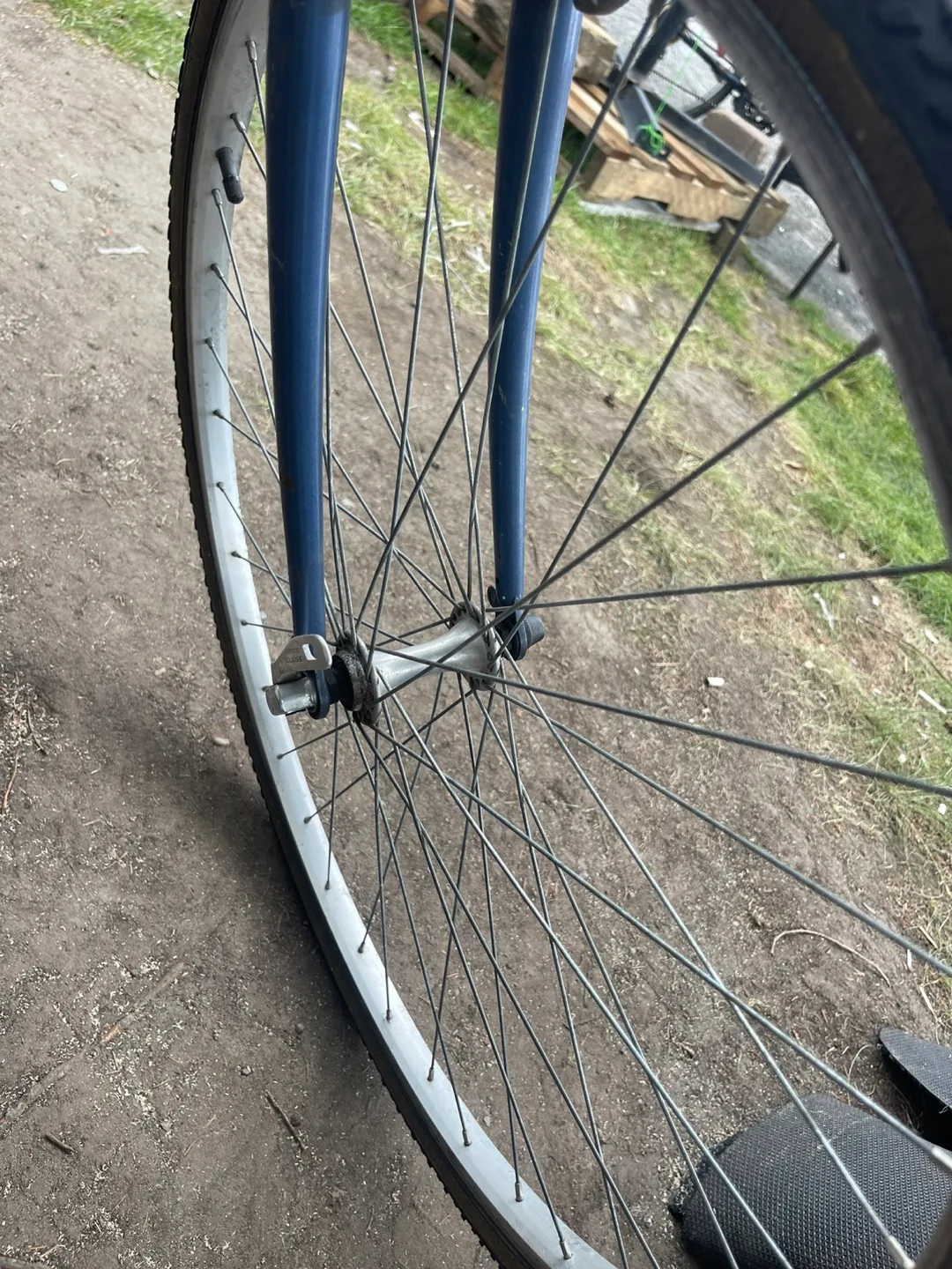 Specialized Crossroads Bike image indicator(3)