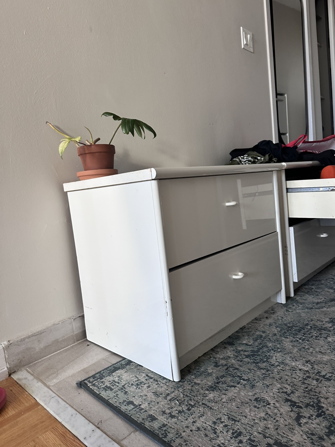 White 2-Drawer Dresser