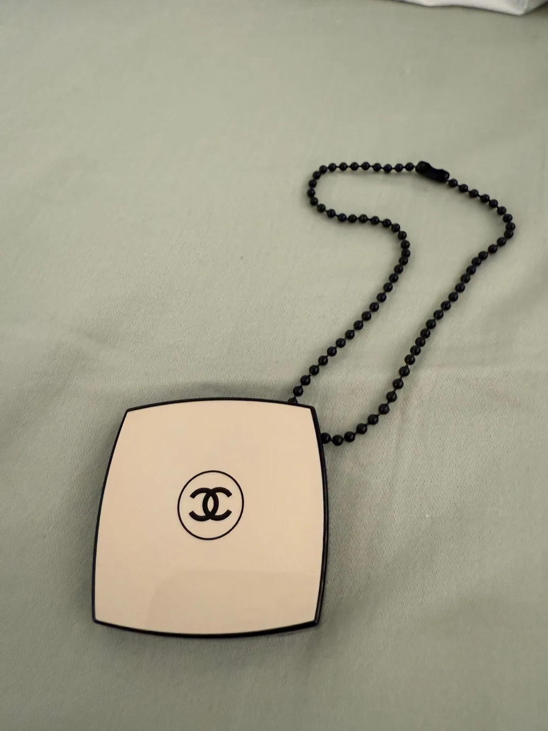Chanel Compact Mirror with Chain thumbnail