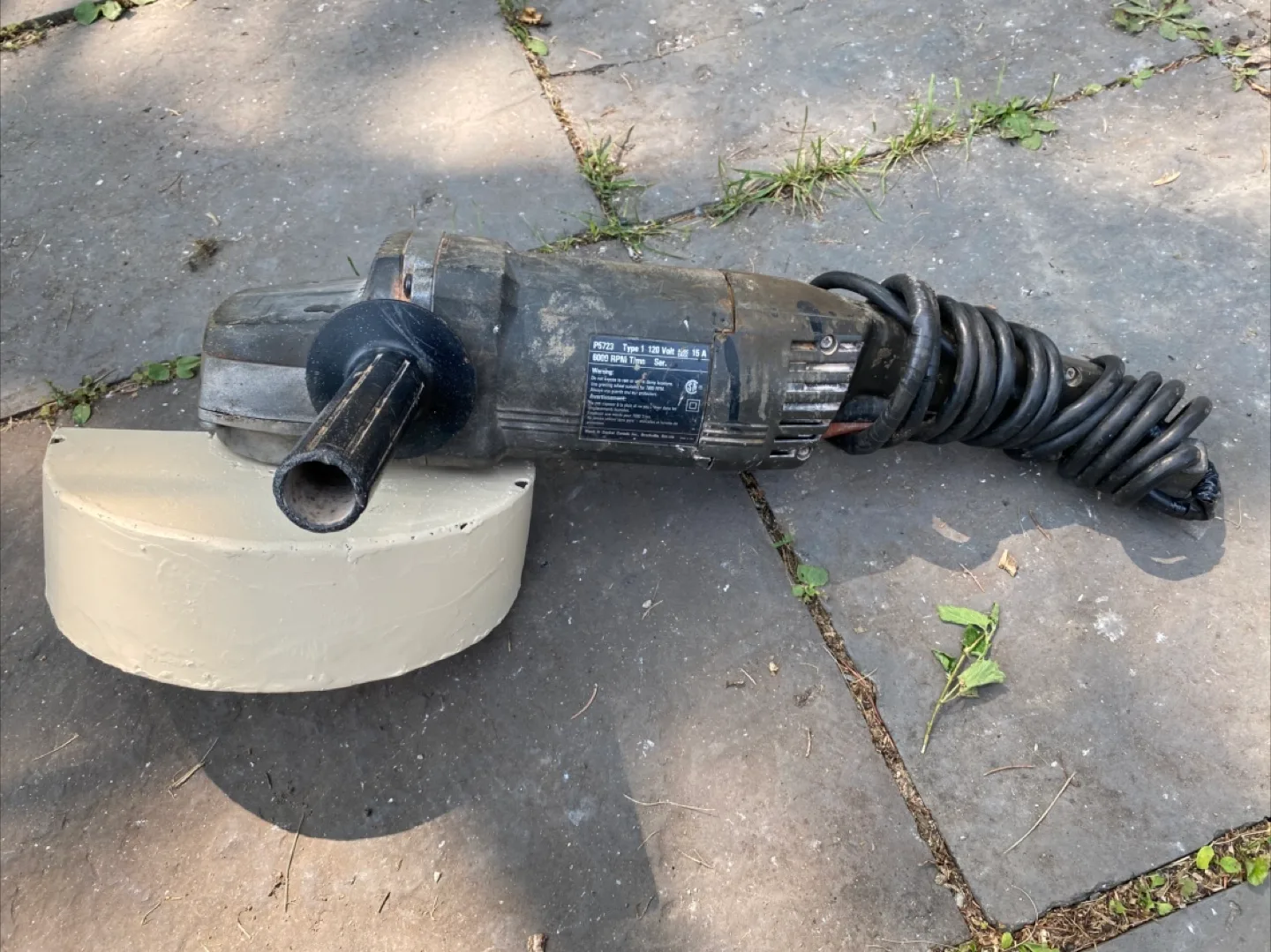 PROFESSIONAL ANGLE GRINDER thumbnail