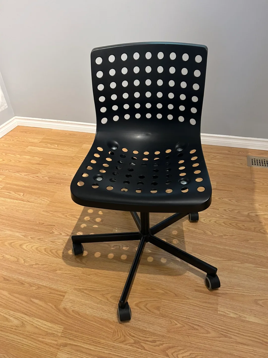 IKEA Markus Black Office Chair thumbnail