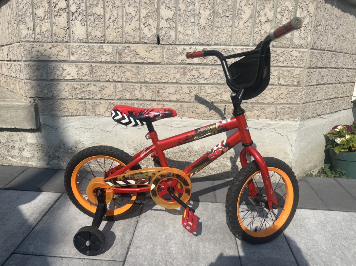 Disney Cars Lightning McQueen Kids Bike - photo 2