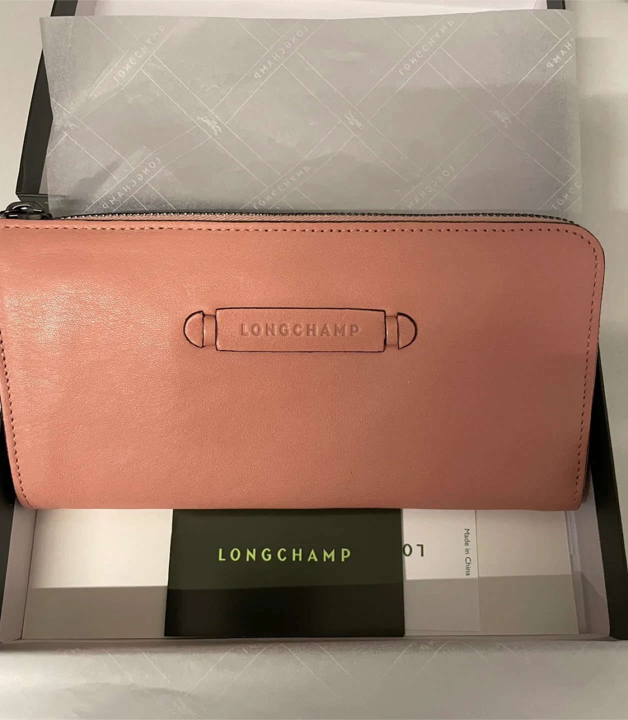 New Longchamp Roseau Leather Wallet image indicator(4)