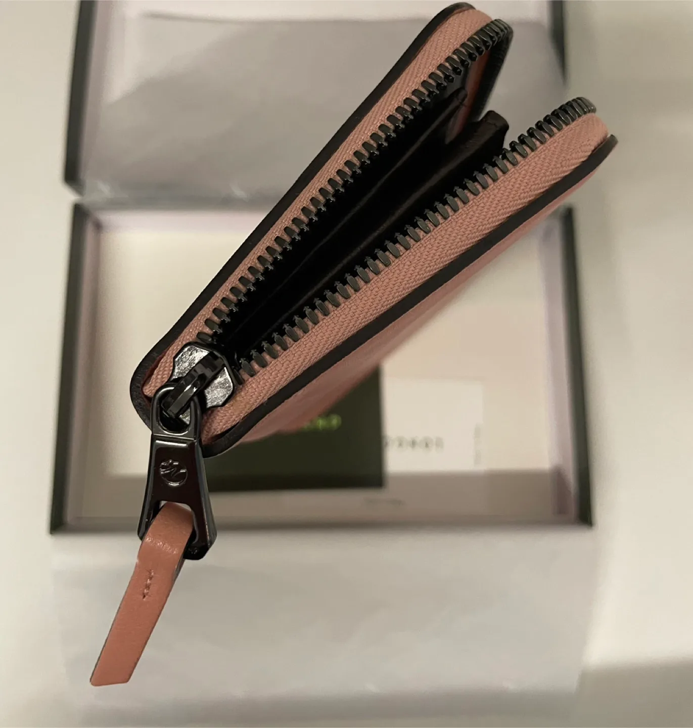 New Longchamp Roseau Leather Wallet image indicator(3)