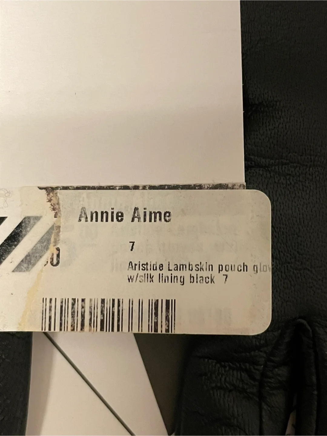 Aristide Annie Aime Lambskin Pouch Gloves - Black, Size 7 image indicator(4)