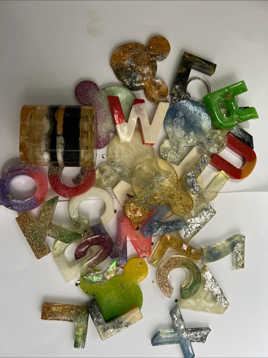 Handmade Resin Letter & Mickey Keychains image indicator(7)