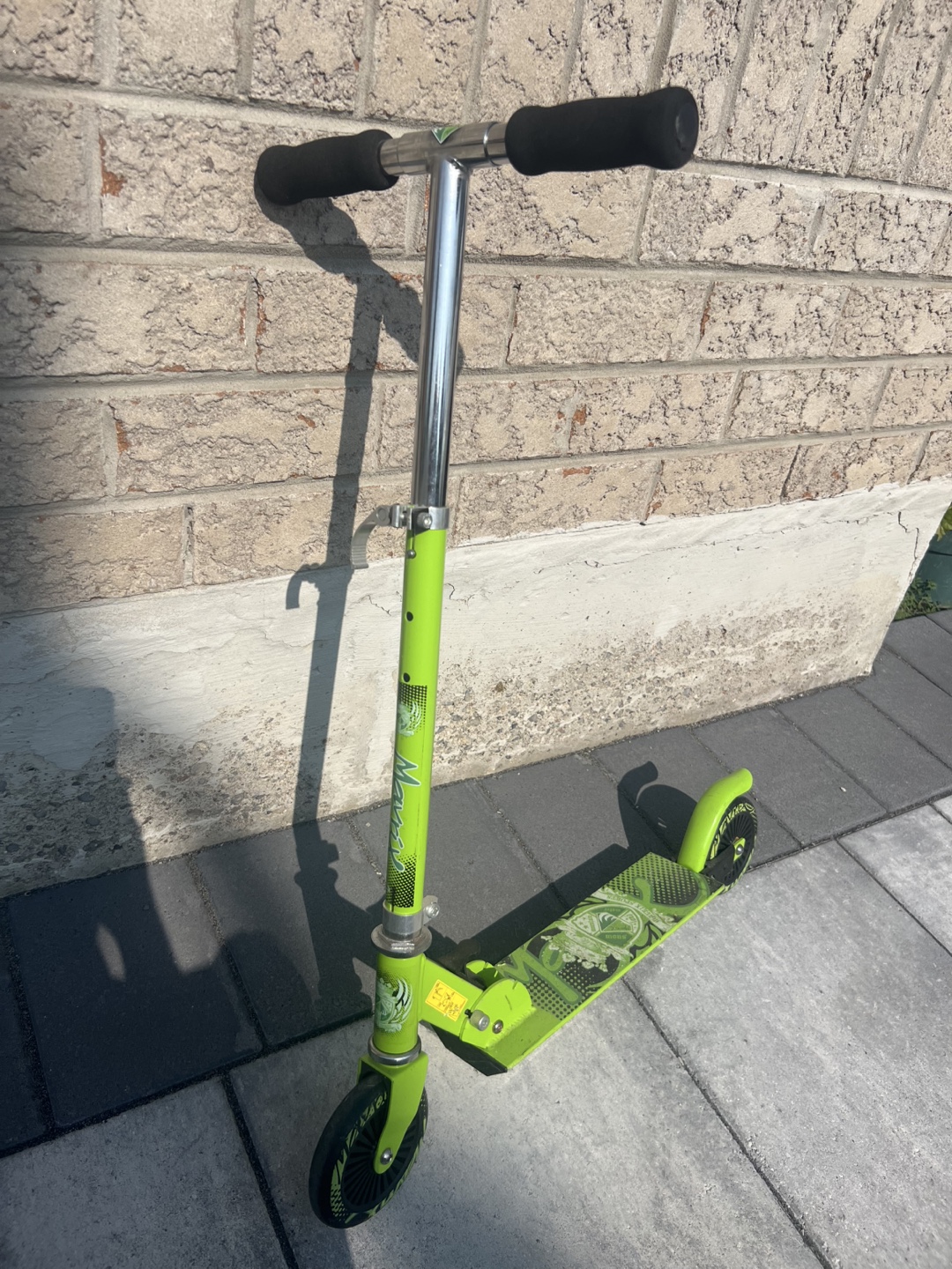 Green Matrix Kids Folding Scooter - photo 2