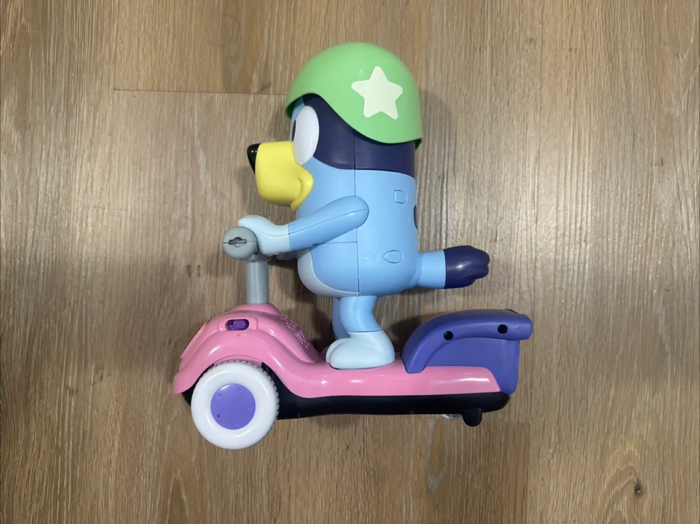 Bluey VTech Scooter Time thumbnail