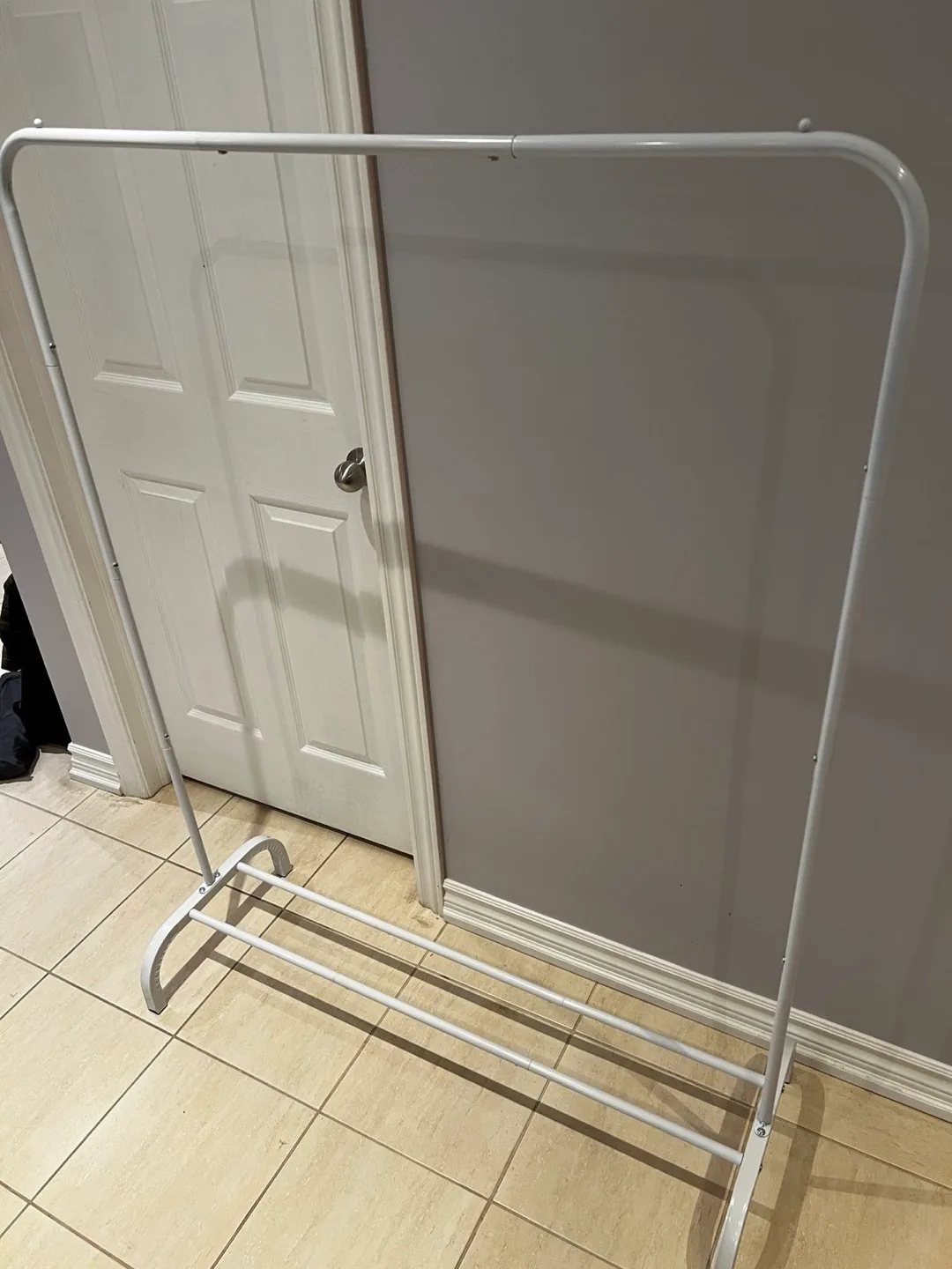 White Metal Clothes Rack thumbnail