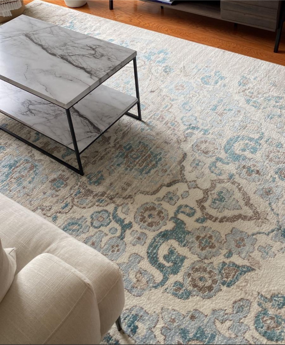 8x11 cream Persian rug