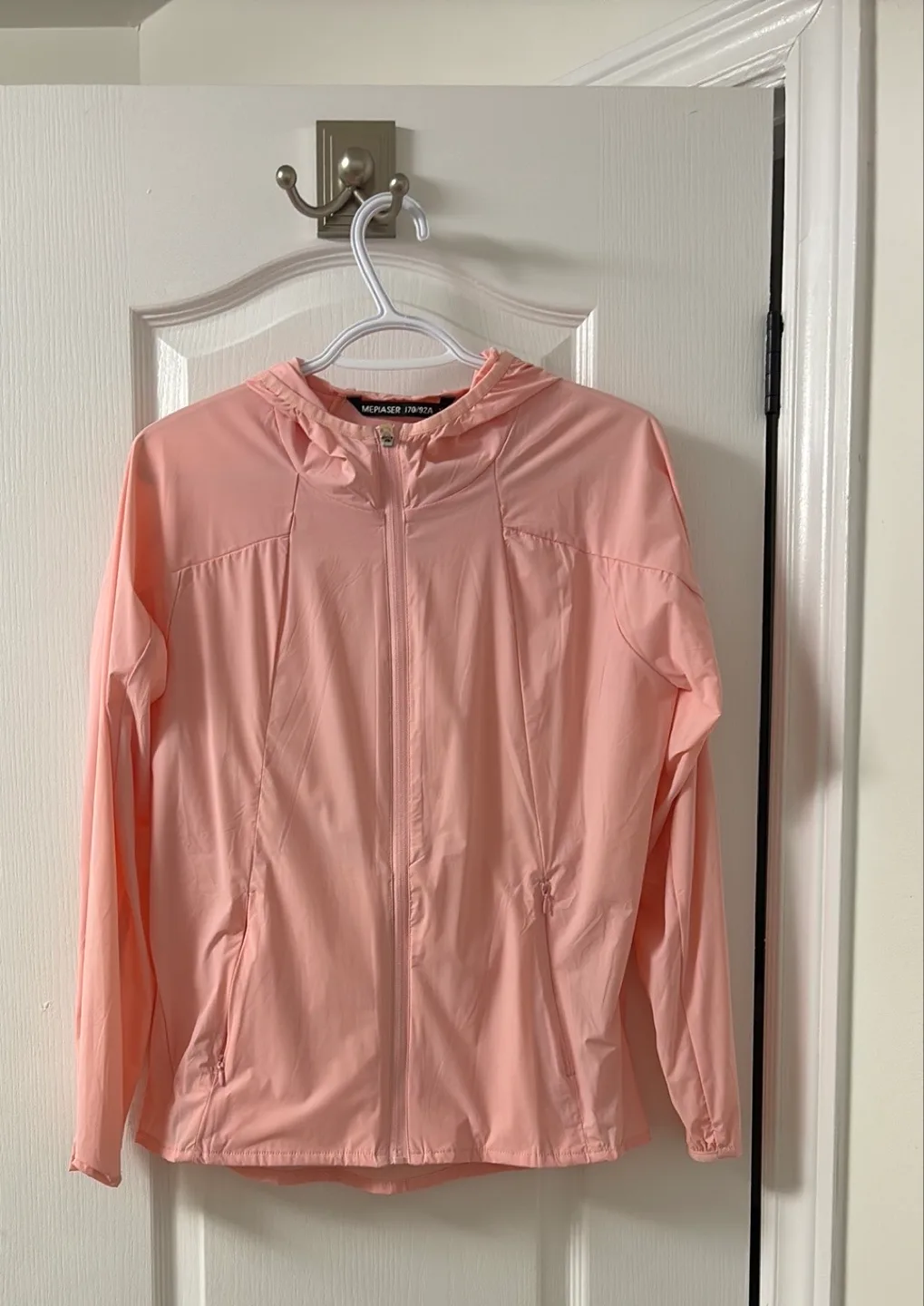 Nwot Women's Pink Windbreaker Jacket size medium thumbnail