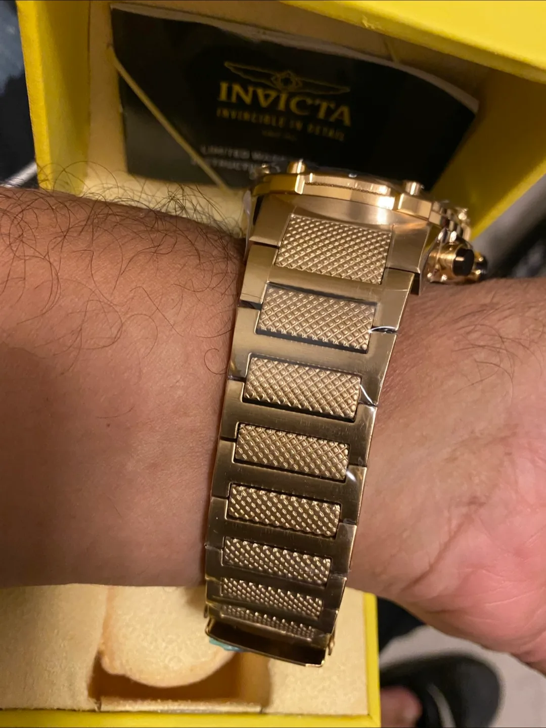 Invicta Men's Gold Watch image indicator(2)