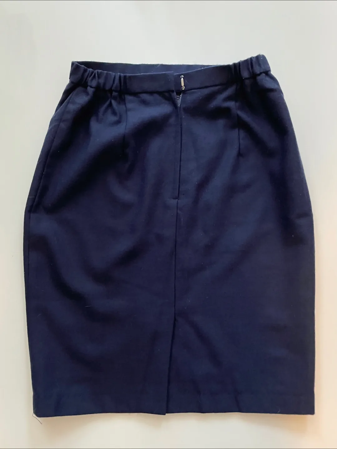 Navy Blue Pencil Skirt (S) image indicator(3)