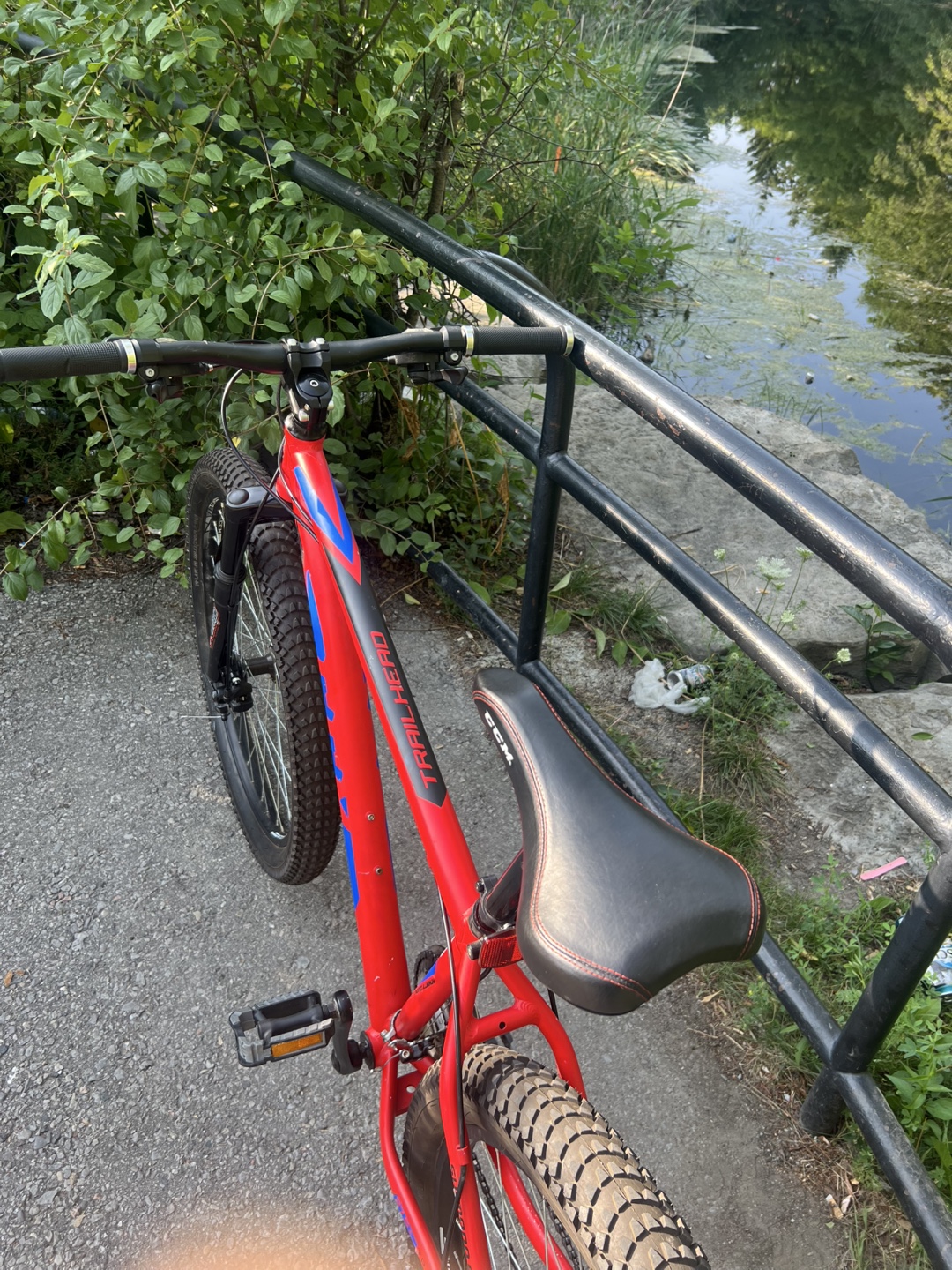 CCM Trailhead Bike - Red, 17 inch - photo 4