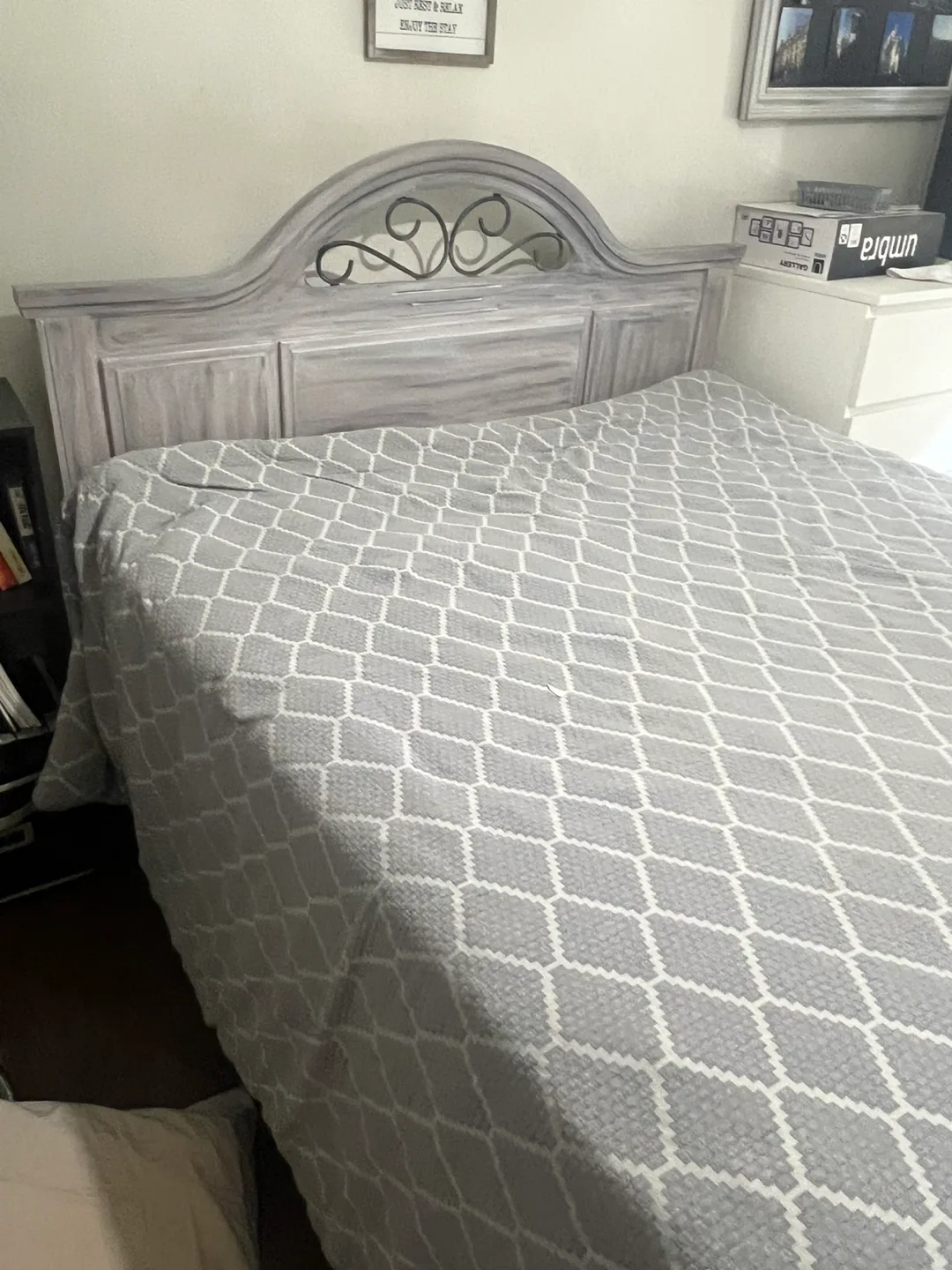 Queen bed frame thumbnail