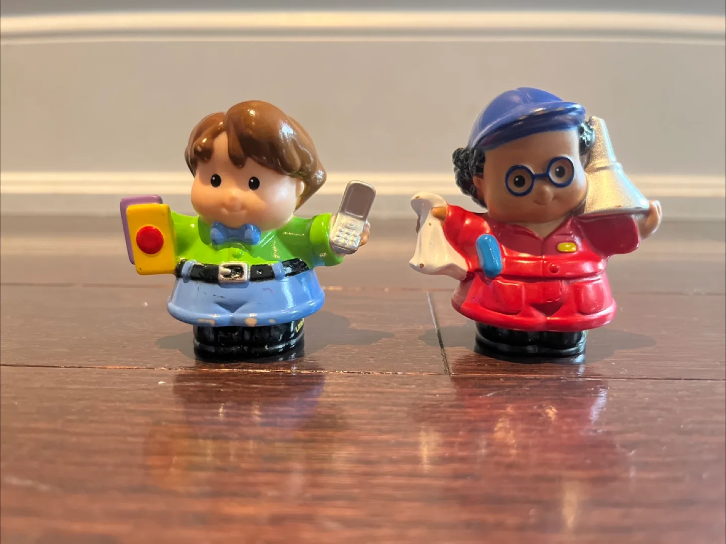 Fisher-Price Little People Car & Figures image indicator(2)