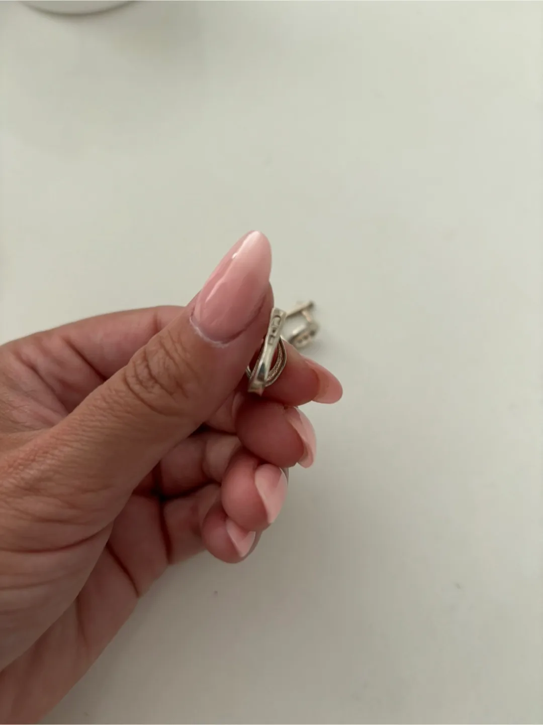 Silver Earrings image indicator(4)