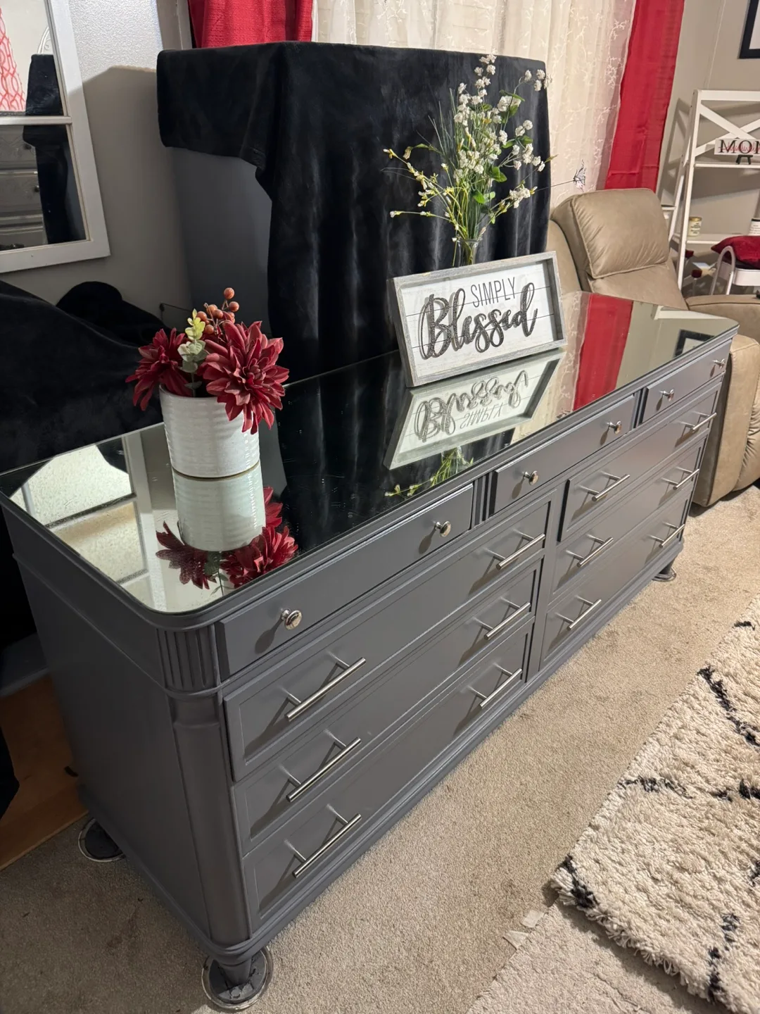 ✨✨ BEAUTIFUL GRAY LONG 9 DRAWER DRESSER WITH REMOVEABLE MIRROR thumbnail
