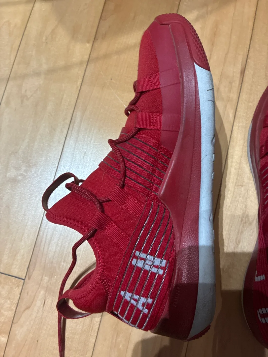 Jordan Fly Lockdown Shoes - Red, Size 8 image indicator(3)