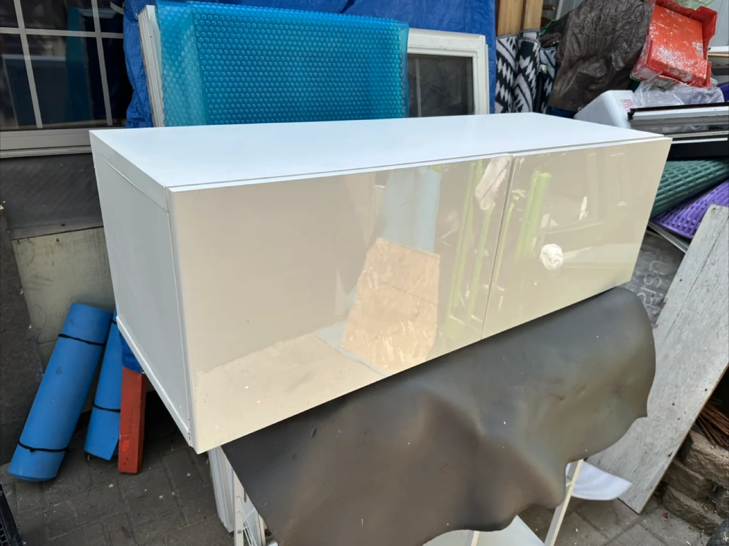 White Pull Out Drawers Cabinet thumbnail