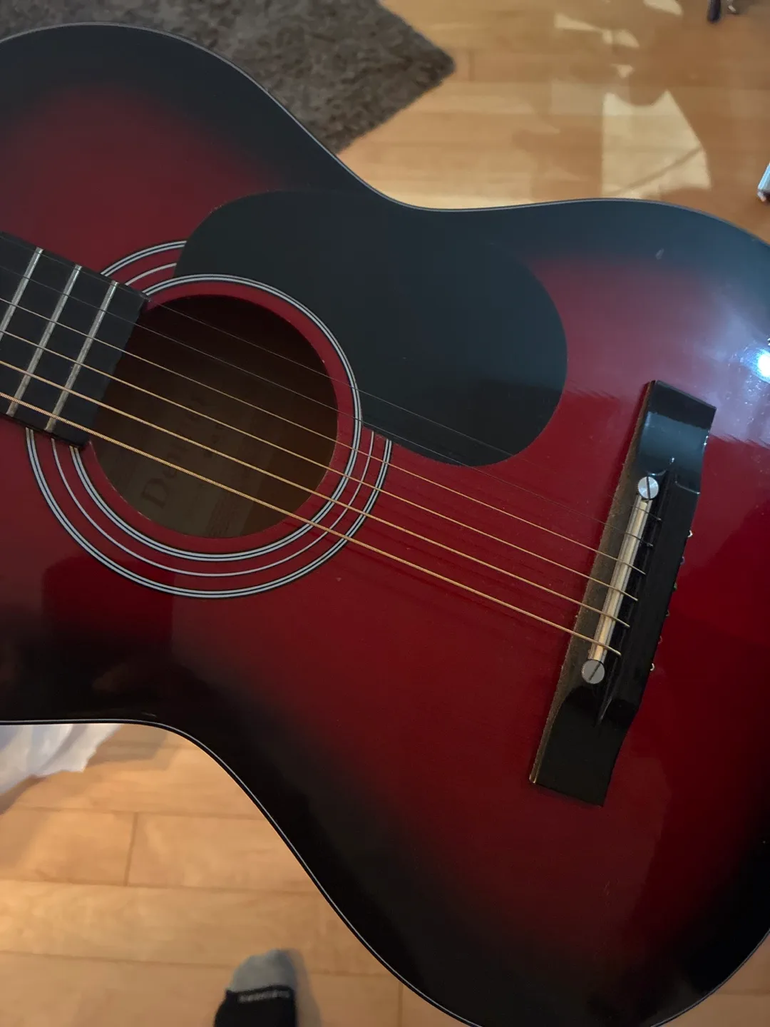Denver Acoustic Guitar - Red and Black image indicator(2)