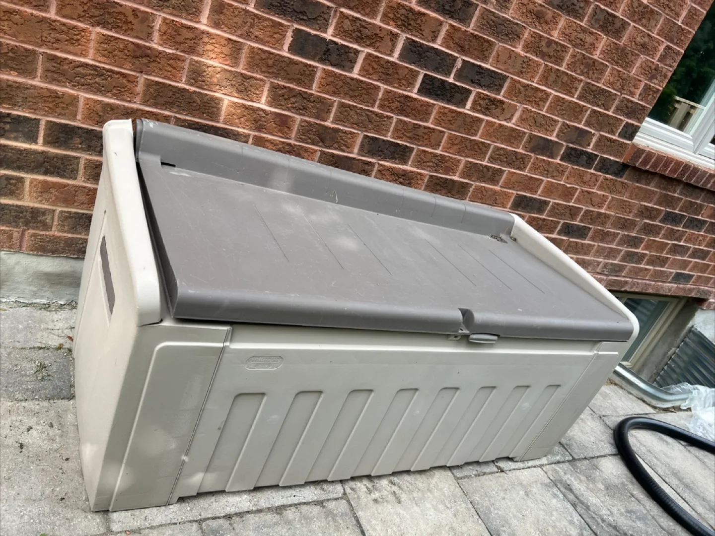 Suncast Extra Large Deck Box - Beige/Grey thumbnail