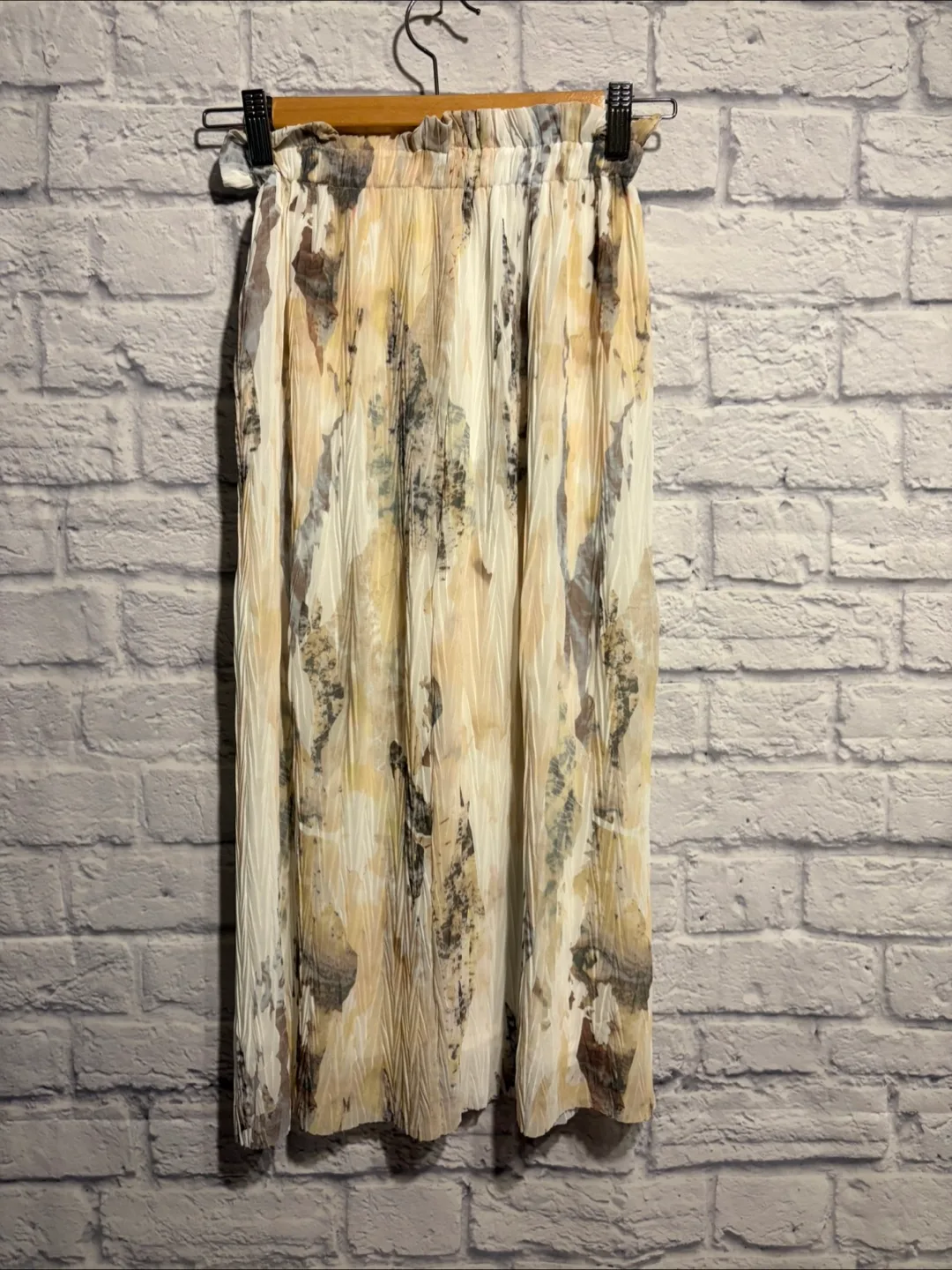 EUC Babaton Gabriola Skirt - Size XXS thumbnail