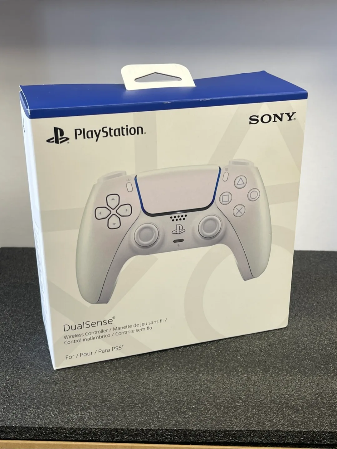 New PlayStation 5 DualSense Wireless Controller Chroma Pearl image indicator(2)
