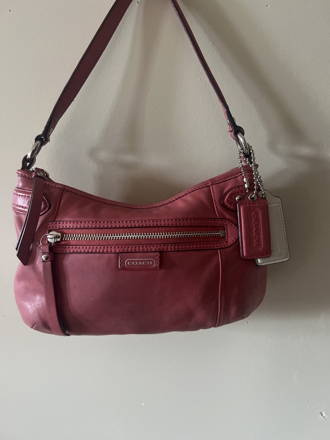 Coach Leather Shoulder Bag - Pink
