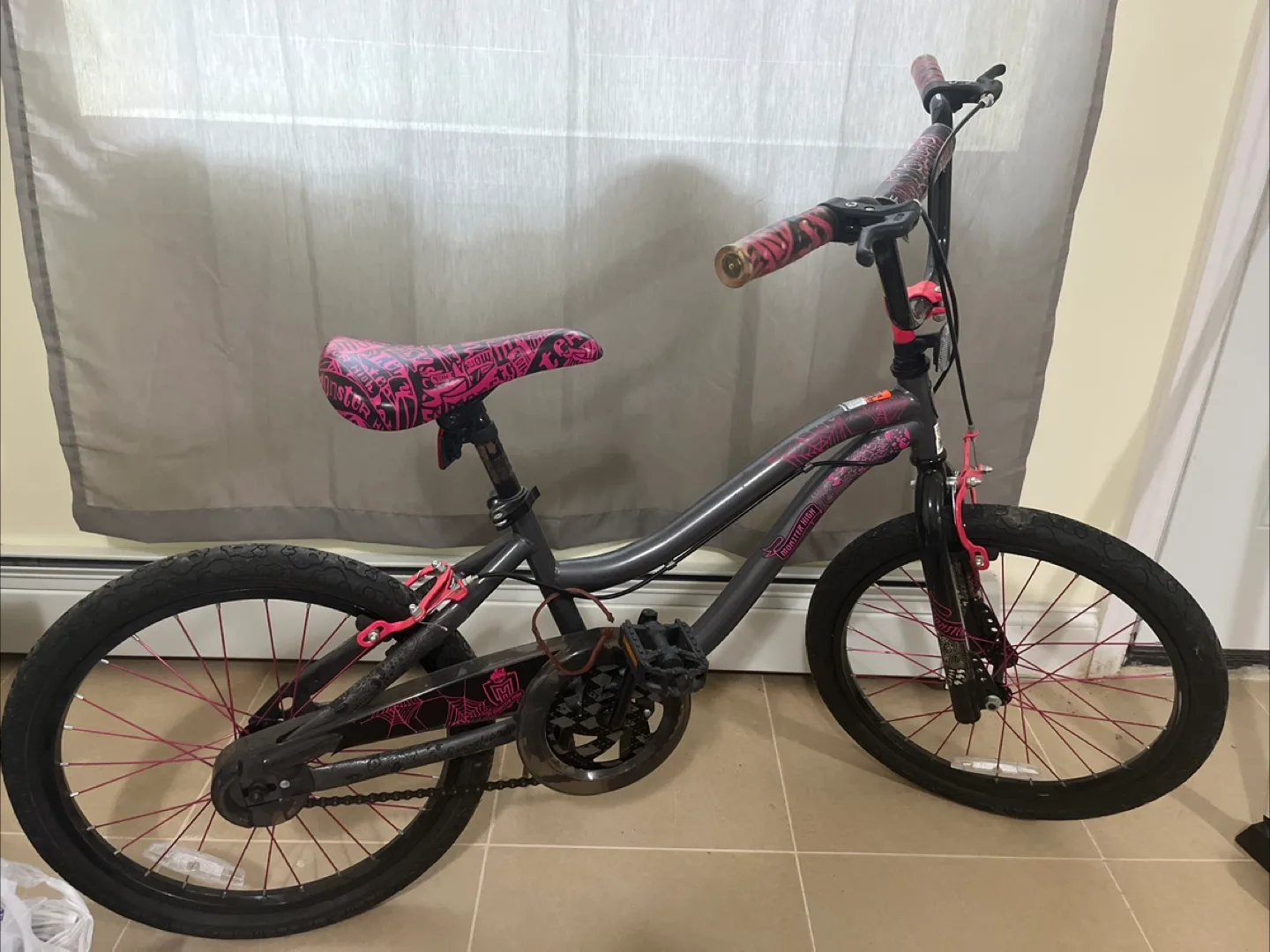 🥕 Monster High Girls Bike thumbnail