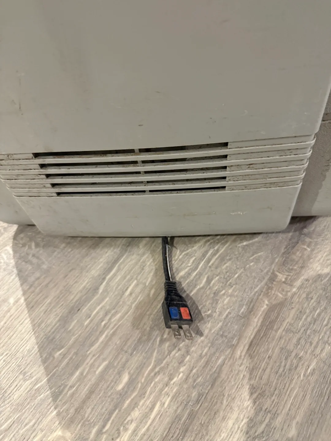 Portable Car Fridge/Cooler image indicator(3)