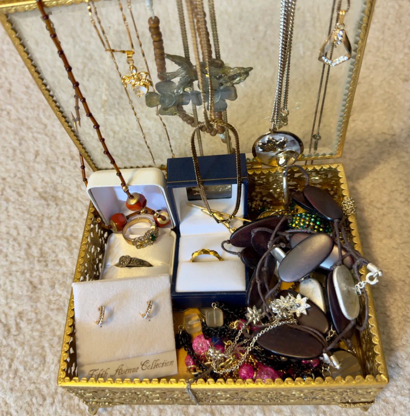 Decorative box with contents thumbnail