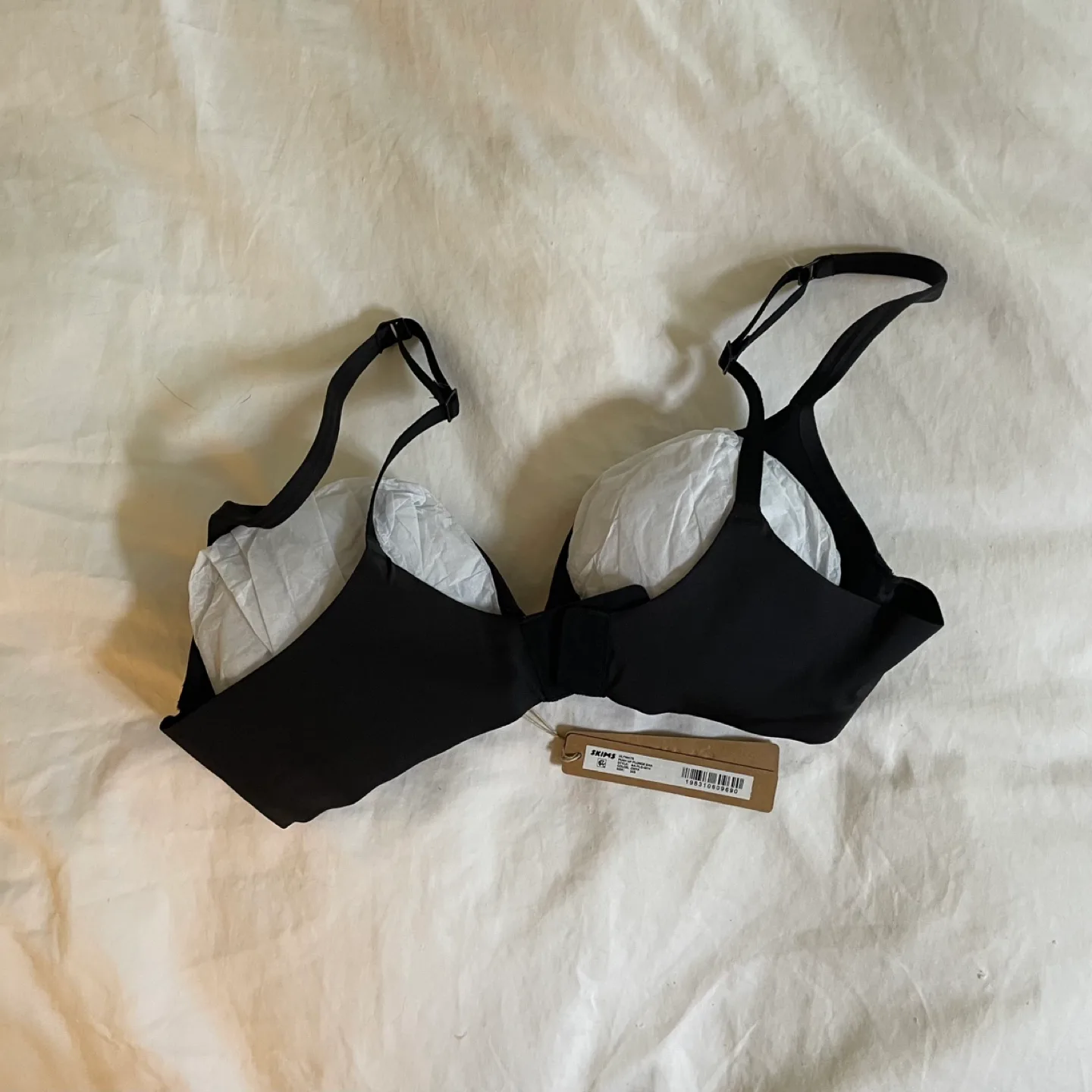 BRAND NEW: SKIMS Push Up Plunge Bra image indicator(2)