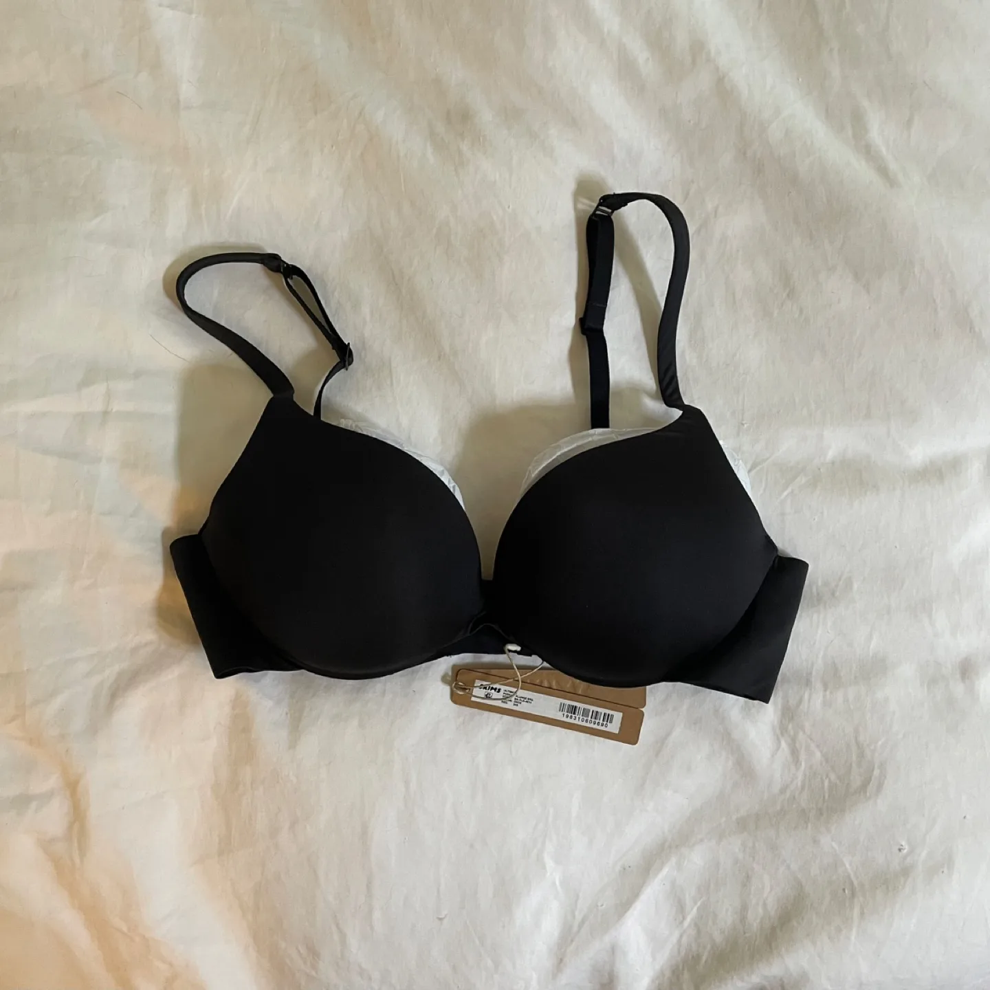 BRAND NEW: SKIMS Push Up Plunge Bra thumbnail