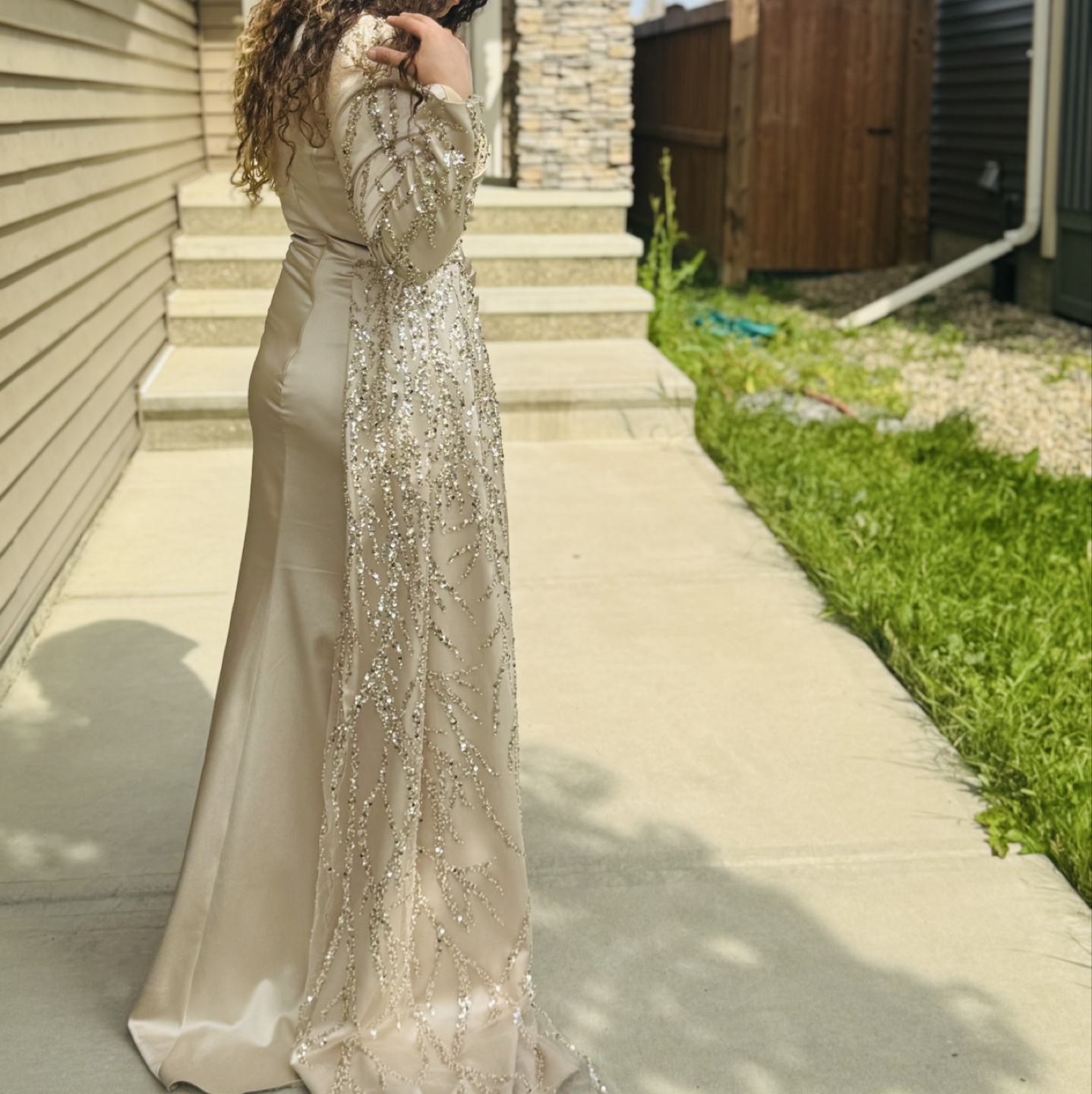 Elegant Beige Evening Gown - photo 2