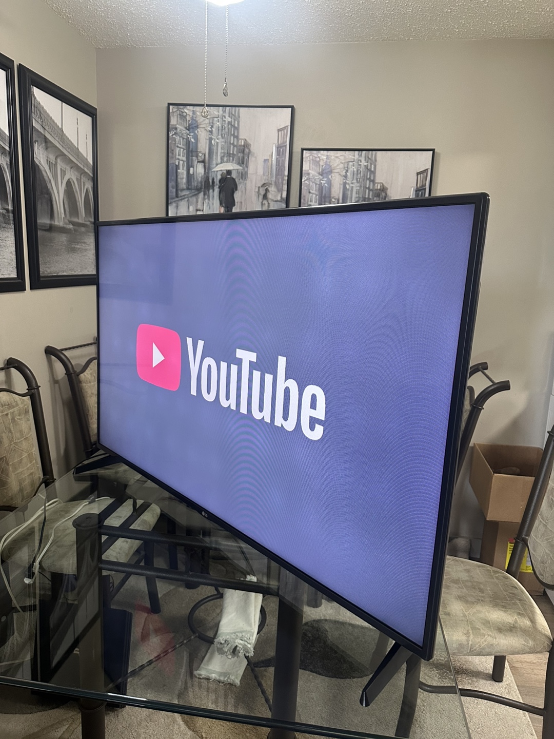 55-inch LG 4K UHD Smart TV in like-new condition - photo 4