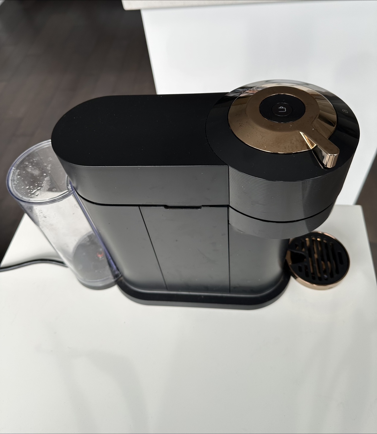Nespresso Vertuo Next Coffee Machine (FOR PARTS) 🥕 - photo 2