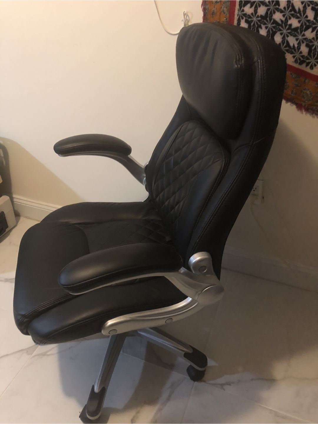Black Rolling Office Chair with adjustable Back Support - photo 4