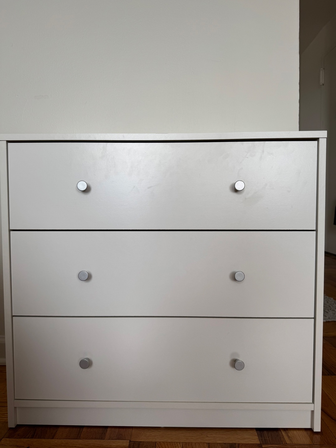 28.5” W 3-Drawer Dresser