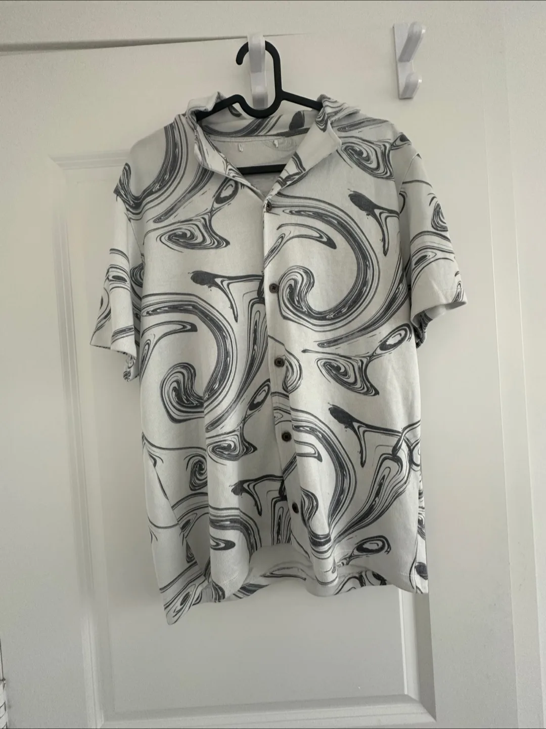Zara - Patterned Short Sleeve Shirt thumbnail