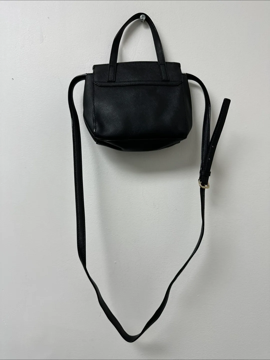 Kate Spade Black Crossbody Bag image indicator(4)