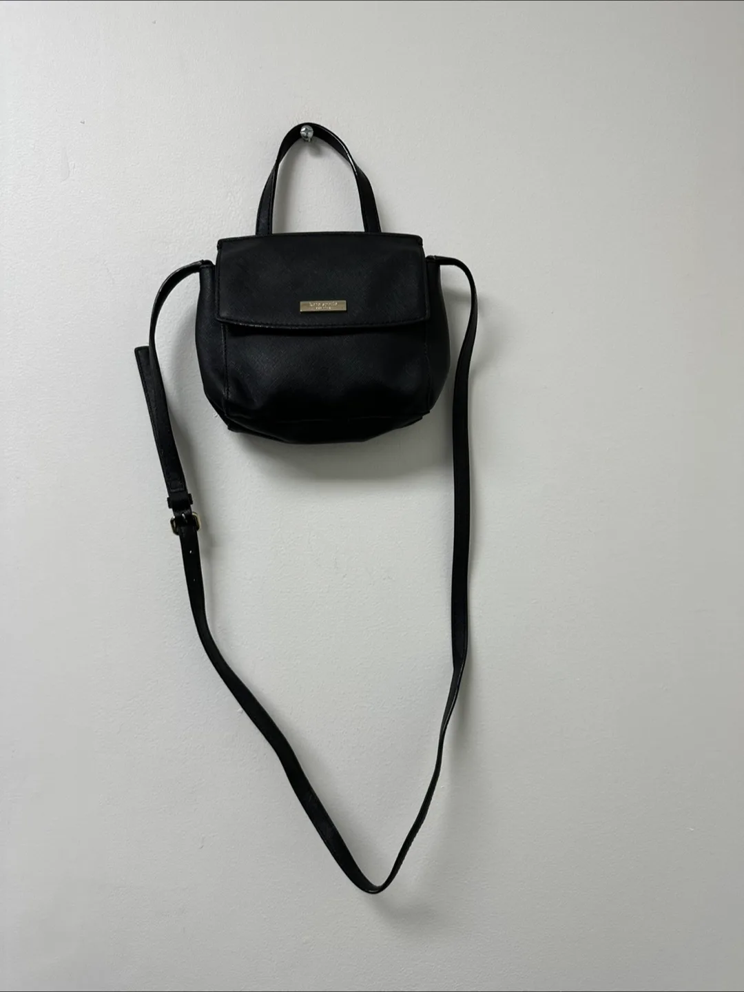 Kate Spade Black Crossbody Bag image indicator(2)