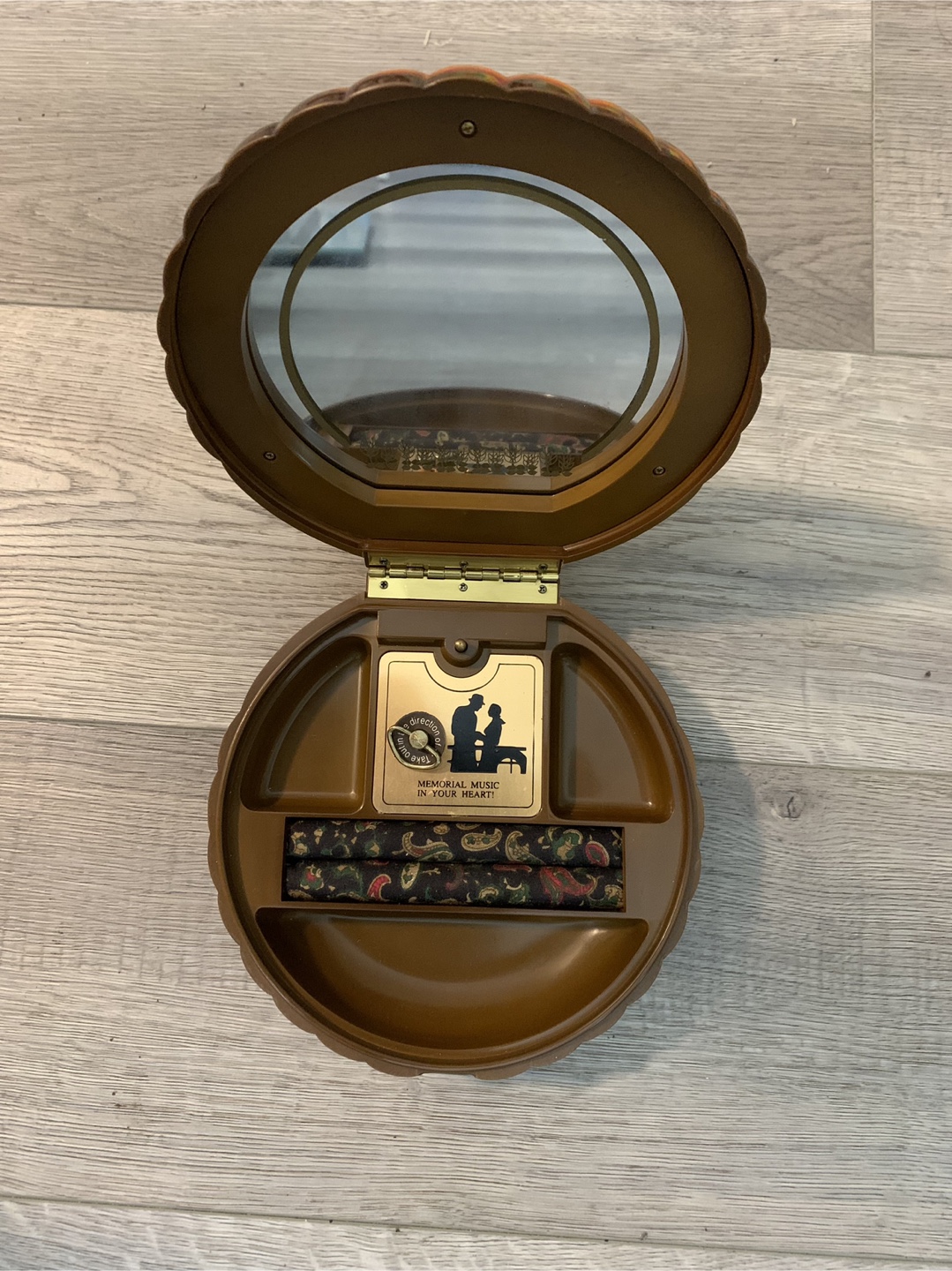 Brown Seashell Music Box