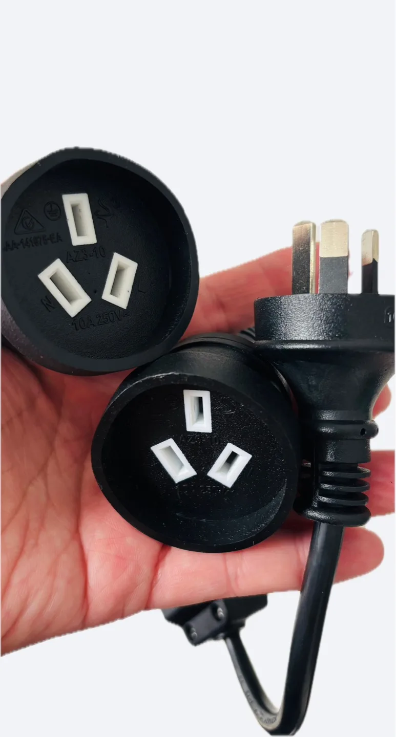 Bitrends Power Splitter - New in Package thumbnail