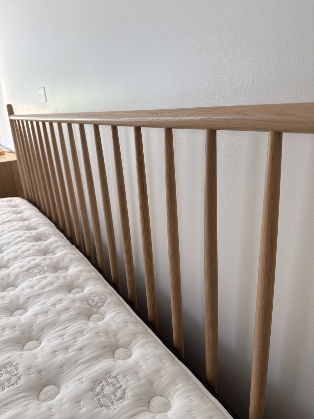 ARTICLE Oak King Bed Frame - photo 4