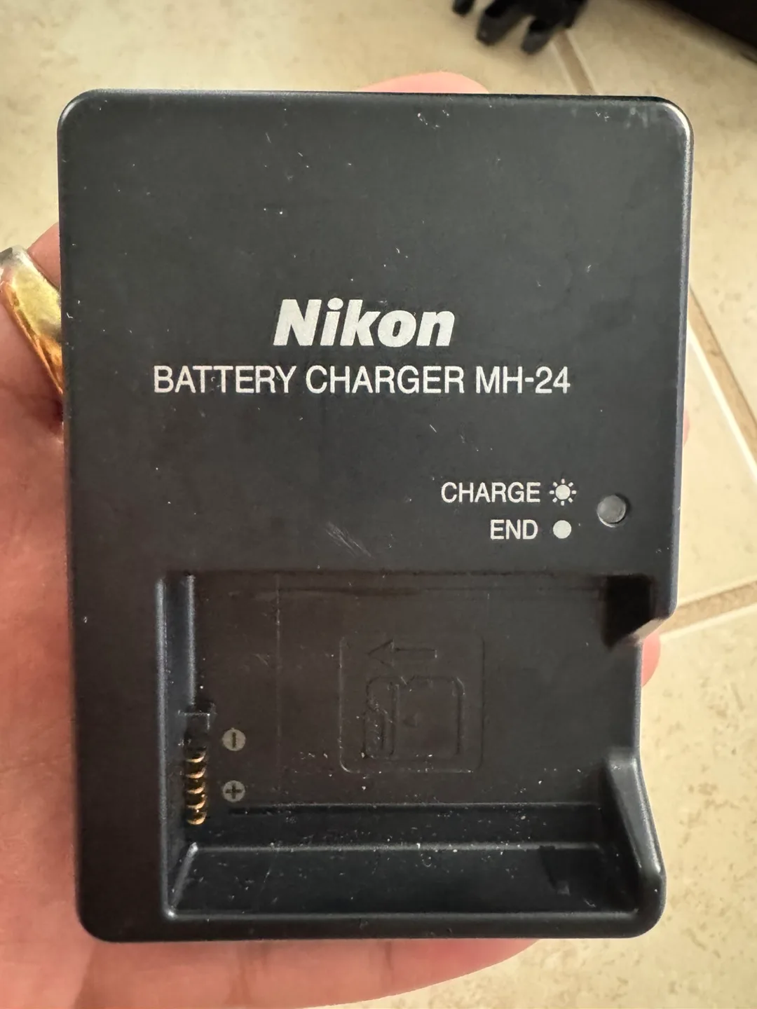 Nikon D5600 DSLR Camera with 2 Lenses image indicator(6)