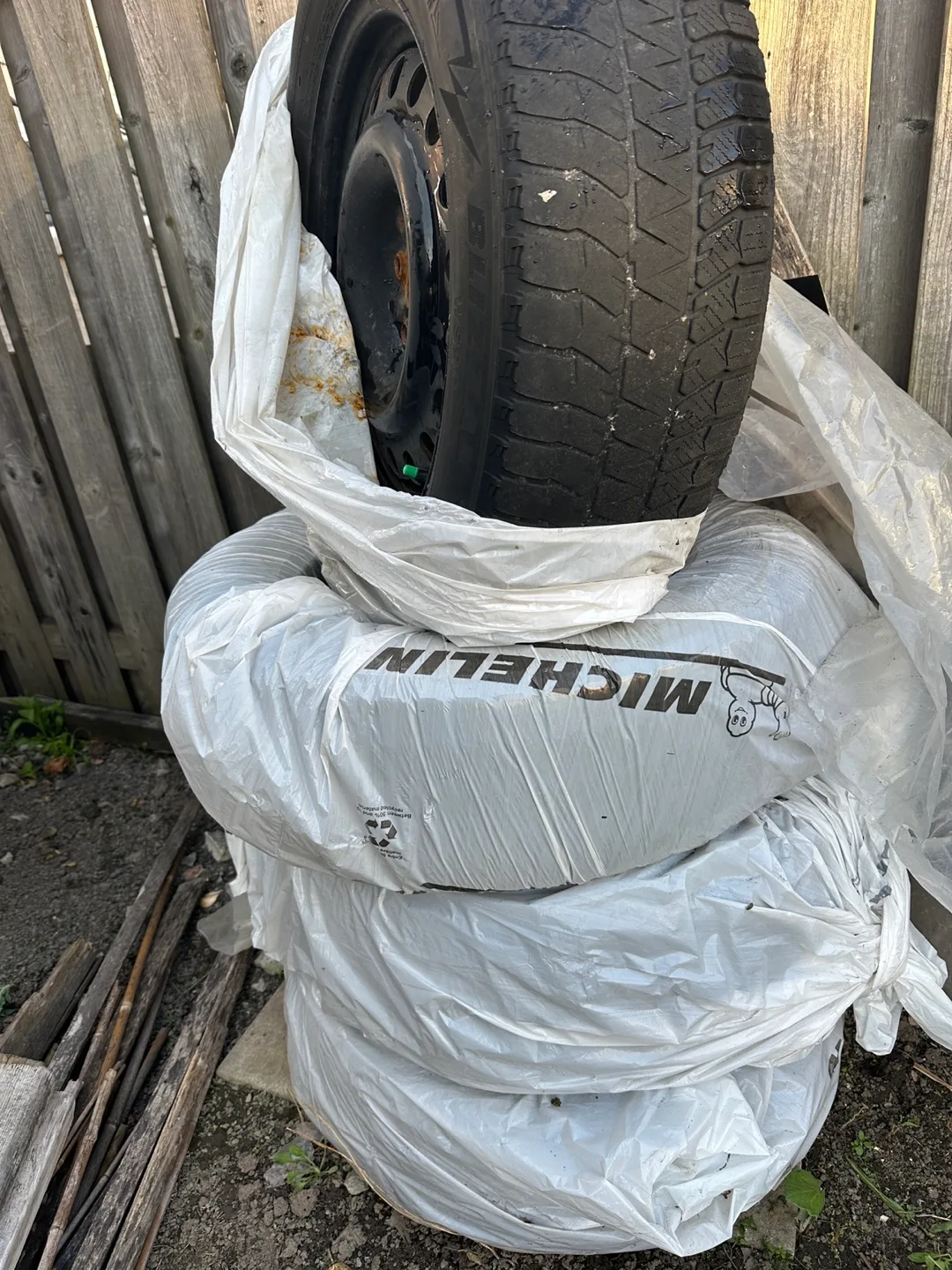 Michelin Tires - Set of 4 with rims thumbnail