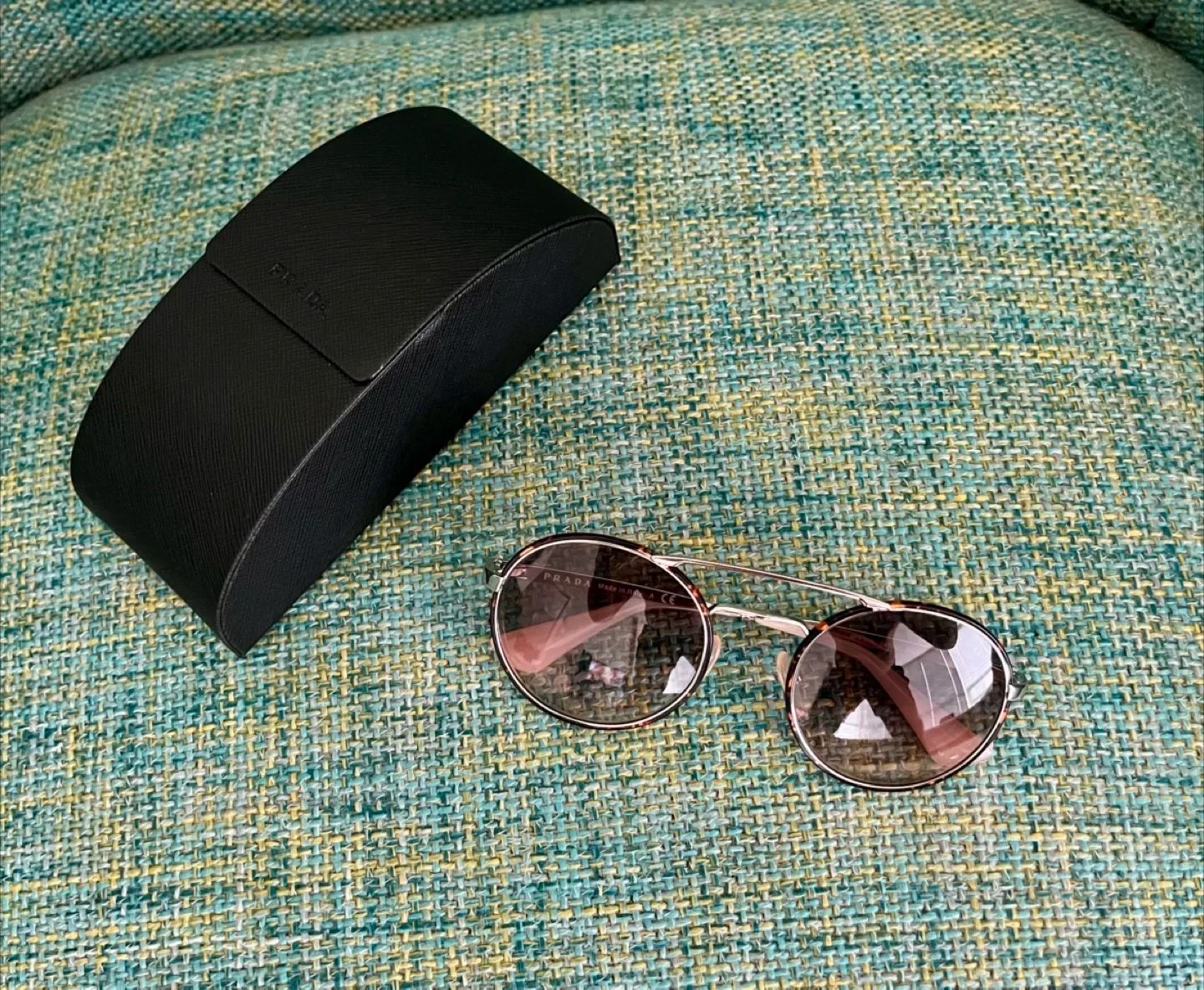 Prada sunglasses thumbnail