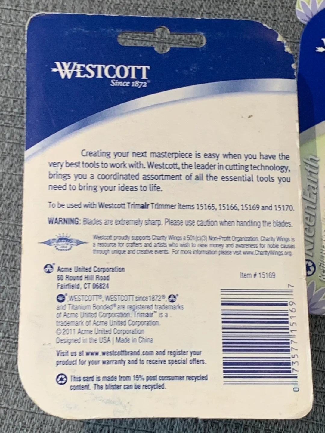 18 packs of Westcott Craft Regular trimmer blades (2-Pack). image indicator(7)