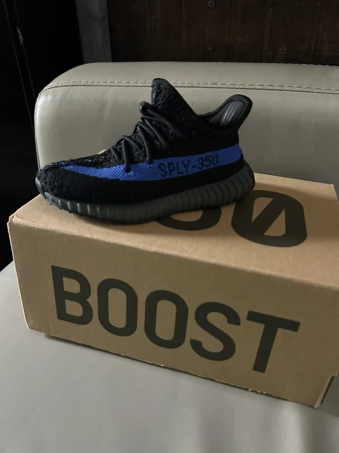 Adidas Yeezy Boost 350 V2 Infants - Size 8.5K thumbnail
